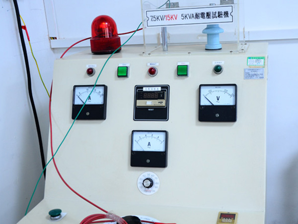 耐电压测试仪(图1)